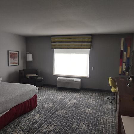Hampton Inn & Suites Pittsburgh New Stanton Pa Zewnętrze zdjęcie