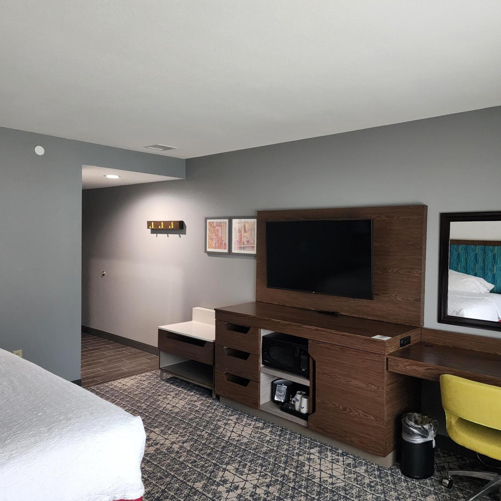 Hampton Inn & Suites Pittsburgh New Stanton Pa Zewnętrze zdjęcie